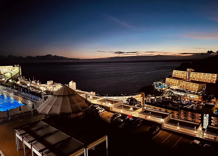 Sea View - Big Terrace - Sunset شقة تاوريتو